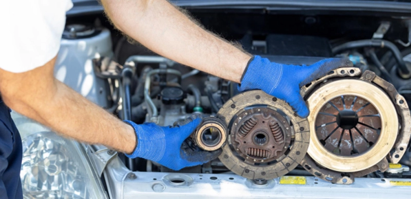 چرا بلبرینگ کلاچ صدا میده