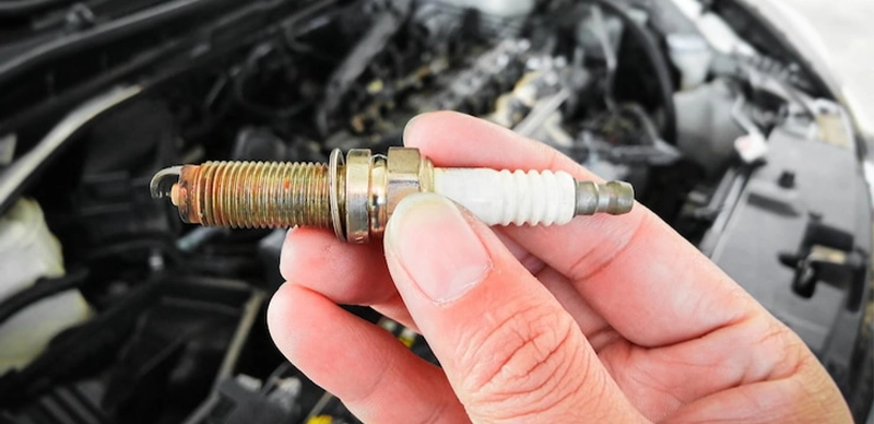 علت زنگ زدن شمع خودرو