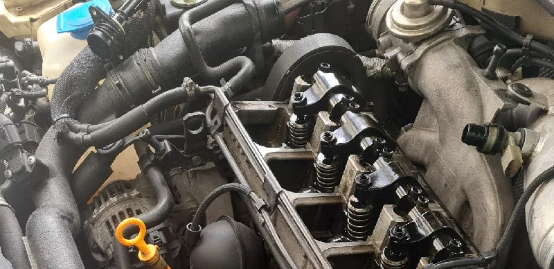 علت لرزش موتور خودرو در سرعت بالا