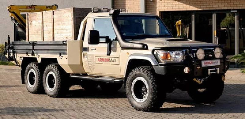 وانت لندکروز تک کابین